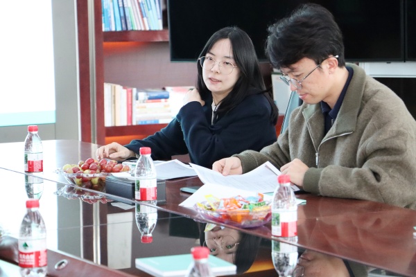 �y�ָ�У���������� | �����۾S�����t(y��)Ժ�c���ϴ�W(xu��)����Z�W(xu��)Ժ̽�����H���t(y��)������(w��)������ƪ��