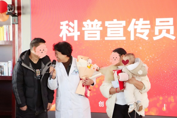 �ж�ͬ�У��������� | �����۾S�����t(y��)Ժ�����Ѹж����x���A�M�չ�